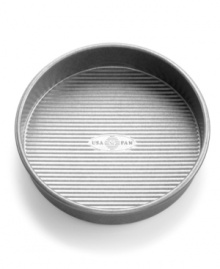 Proud to be American made! The commercial-grade heavy-gauge aluminized steel pan features a unique fluted surface that promotes even air circulation while baking, so your sweet treats are always perfectly delicious. A nonstick, environmentally-friendly silicone finish is safe, natural and simply the best for baking. Lifetime warranty. Proud to be American made! The commercial-grade heavy-gauge aluminized steel pan features a unique fluted surface that promotes even air circulation while baking, so your sweet treats are always perfectly delicious. A nonstick, environmentally-friendly silicone finish is safe, natural and simply the best for baking. Lifetime warranty.