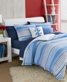 Outfit the bedroom with a preppy punch. Finish your Vineyard Stripe bed from Izod with the coordinating decorative pillow, featuring the Izod logo.