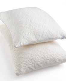 Bedtime bliss. Get the perfect comfort and support for your head and neck with this Comfort Foam pillow from Tempur-Pedic. This traditionally shaped pillow can be rolled and fluffed for personalized form.