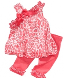 Let the adventures begin! She'll be stylish, sweet and ready for fun in this adorable animal print tunic and leggings set from Rare Editions. Let the adventures begin! She'll be stylish, sweet and ready for fun in this adorable animal print tunic and leggings set from Rare Editions.