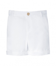 Stylish shorts in fine white cotton - moderately wide waistband with belt loops - side pockets - casual, sits on your hips - legs are cut slim and can be rolled up stylish - sexy AND comfortable AND practical - with a tunic and ballerinas or a polo shirt and flip-flops