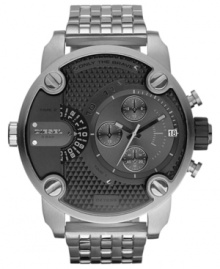 Take your look to the edge with this built-tough chronograph watch from Diesel.