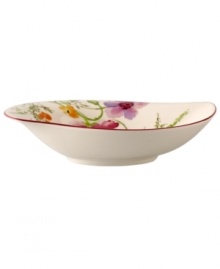 Prolong spring with this deep Mariefleur serving bowl. Splashy colors adorn premium white porcelain edged in red and crafted in a whimsical leaf shape. Mix and match with New Cottage dinnerware, also by Villeroy & Boch. Prolong spring with this deep Mariefleur serving bowl. Splashy colors adorn premium white porcelain edged in red and crafted in a whimsical leaf shape. Mix and match with New Cottage dinnerware, also by Villeroy & Boch.
