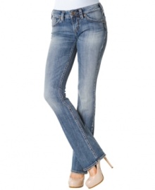 Aiko from Silver Jeans gives you a good reason to ditch your skinnies! The light wash makes them warm-weather fresh, while the bootcut style totally elongates your lower half! Aiko from Silver Jeans gives you a good reason to ditch your skinnies! The light wash makes them warm-weather fresh, while the bootcut style totally elongates your lower half!