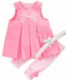 Everyone's a fan. She'll be popular in this adorably sweet sleeveless tunic and legging set from First Impressions. Everyone's a fan. She'll be popular in this adorably sweet sleeveless tunic and legging set from First Impressions.