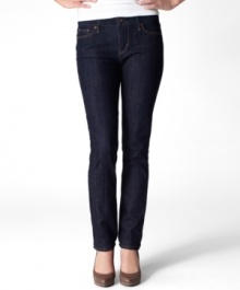 Find the best fit for your figure with Levi's Classic Slight Curve jeans. The skinny leg looks great with flats or tucked into boots!