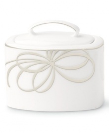 There's no classier canvas for your favorite recipes than the kate spade Belle Boulevard dinnerware collection. Featuring a distinctive platinum band and whimsical bow design on the finest white china, its easy sophistication makes every meal a work of art.