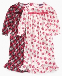 Sugar plums will dance in her head when she's off dreaming in one of these lovely flannel gowns from So Jenni. Sugar plums will dance in her head when she's off dreaming in one of these lovely flannel gowns from So Jenni.
