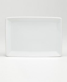 Subtle concentric rings and sleek modern shapes combine in this beautiful dinnerware collection. From morning to evening, each piece brings a generous helping of style to the table. Subtle concentric rings and sleek modern shapes combine in this beautiful dinnerware collection. From morning to evening, each piece brings a generous helping of style to the table.