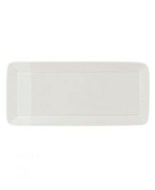 White dinnerware that's perfect for every day. The 1815 tray from Royal Doulton features sturdy porcelain streaked white on white for serene, understated style. White dinnerware that's perfect for every day. The 1815 tray from Royal Doulton features sturdy porcelain streaked white on white for serene, understated style.