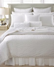 Feel the allure of the Forbidden City duvet cover from Barbara Barry, featuring a white-on-white lattice design in an antiqued jacquard weave. Feel the allure of the Forbidden City duvet cover from Barbara Barry, featuring a white-on-white lattice design in an antiqued jacquard weave.