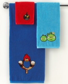 The latest gaming craze soars into your bath space with this Angry Birds Burst hand towel. Fans of the game will love spotting their favorite characters in these whimsical pieces that make the bathroom that much more fun.