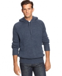 A look that moves mountains, these Sherpa hooded sweaters give you a warm fit and a casual, earthy style.