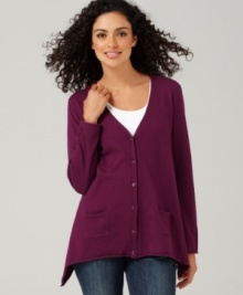 The essential fall cardigan gets a makeover from Style&co., complete with a relaxed fit and an asymmetrical hem! (Clearance)