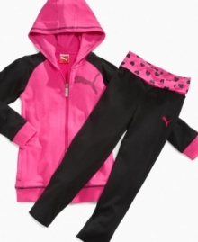 Shine with style. Sweet sparkle hearts lining the waist of these leggings from Puma give her a cozy and cute look. Shine with style. Sweet sparkle hearts lining the waist of these leggings from Puma give her a cozy and cute look.